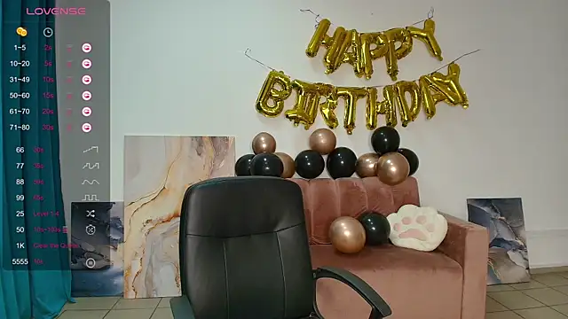 Snapshot of ElmiraPowers chatting on 26, 11, 2025 ElmiraPowers online show from 26, 11, 2025