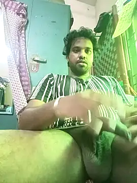 Snapshot of Dinesh2151@xh chatting on 16, 4, 2026 Dinesh2151xh online show from 16, 4, 2026