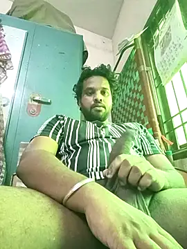 Snapshot of Dinesh2151@xh chatting on 30, 4, 2026 Dinesh2151xh online show from 30, 4, 2026