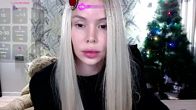 Snapshot of Marmalade_Fox chatting on 2, 1, 2025 Marmalade Fox online show from 2, 1, 2025