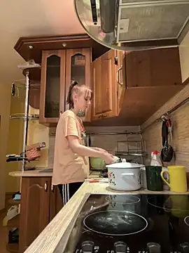 Snapshot of Crayzy_Luv chatting on 10, 2, 2025 Crayzy Luv online show from 10, 2, 2025