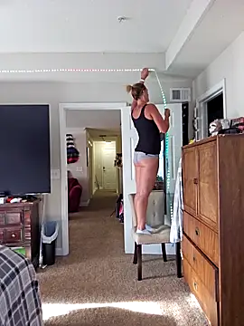 Dixiefaye Pika online show from 14, 4, 2026