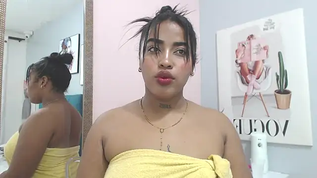 Snapshot of AichaBrown chatting on 13, 2, 2025 AichaBrown online show from 13, 2, 2025