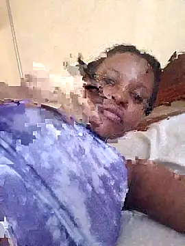 petite babe online show from 2, 2, 2026