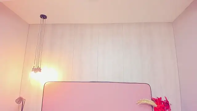 Snapshot of ShairaCoxx chatting on 3, 2, 2025 ShairaCoxx online show from 3, 2, 2025