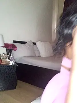 Snapshot of GiseleReine chatting on 17, 3, 2025 GiseleReine online show from 17, 3, 2025