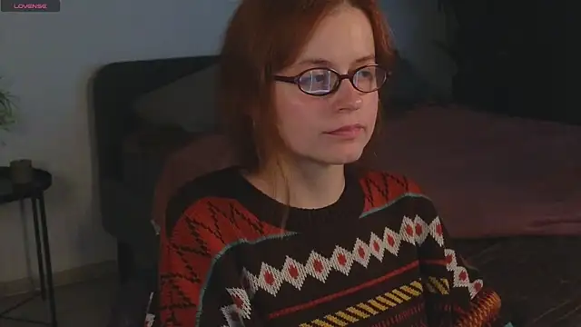 Snapshot of reb_luvng chatting on 14, 9, 2025 reb luvng online show from 14, 9, 2025