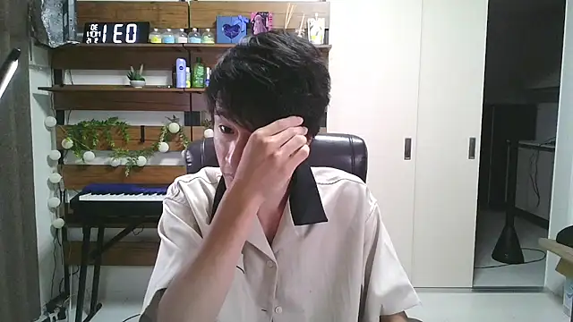 Snapshot of IroManager chatting on 14, 9, 2025 IroManager online show from 14, 9, 2025