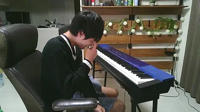 Snapshot of IroManager chatting on 16, 9, 2025 IroManager online show from 16, 9, 2025