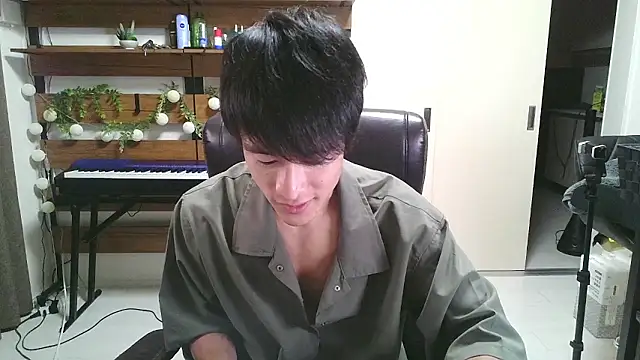 Snapshot of IroManager chatting on 24, 9, 2025 IroManager online show from 24, 9, 2025