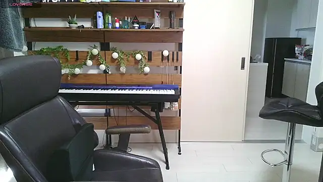 Snapshot of IroManager chatting on 30, 9, 2025 IroManager online show from 30, 9, 2025