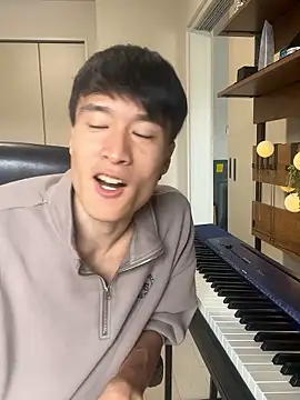 Snapshot of IroManager chatting on 13, 10, 2025 IroManager online show from 13, 10, 2025