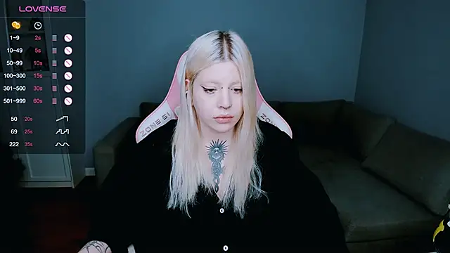   leslie   online show from 28, 12, 2024