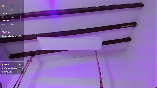 Oriana Guzman online show from 4, 1, 2025