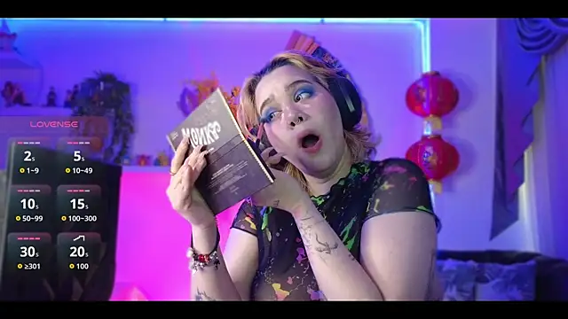 Snapshot of albaismynameX chatting on 12, 11, 2025 albaismynameX online show from 12, 11, 2025