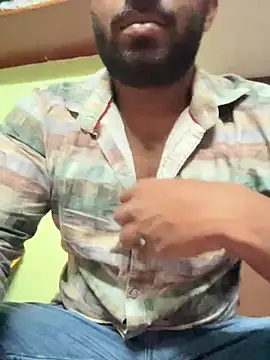 Snapshot of Handsomehunk_4U chatting on 1, 2, 2025 Handsomehunk 4U online show from 1, 2, 2025