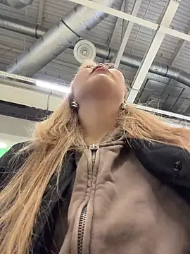 Aiko Yumi online show from 10, 4, 2026