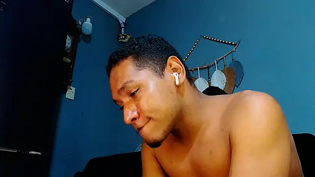 Grandeygruesa1 online show from 10, 2, 2025