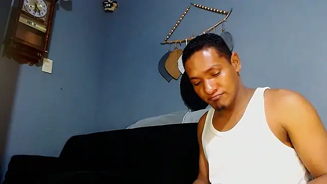 Grandeygruesa1 online show from 12, 3, 2025