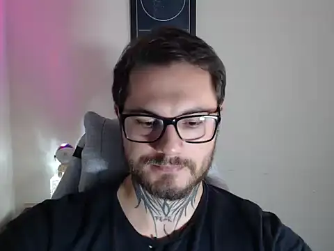 clark r online show from 28, 4, 2026