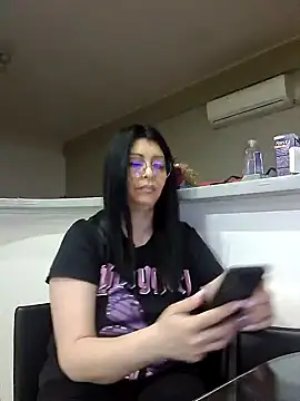 Milf Abigail online show from 16, 2, 2025