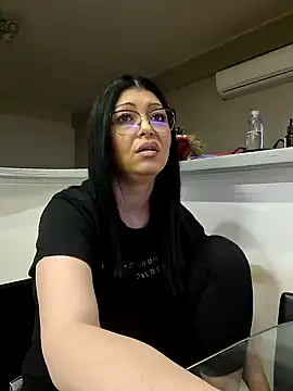 Milf Abigail online show from 23, 2, 2025