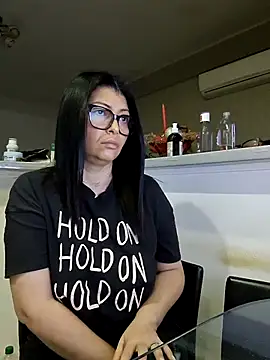 Milf Abigail online show from 6, 10, 2025