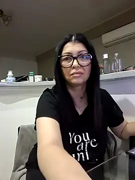 Milf Abigail online show from 8, 10, 2025