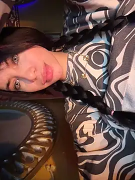 Snapshot of ORLA86 chatting on 22, 12, 2025 ORLA86 online show from 22, 12, 2025