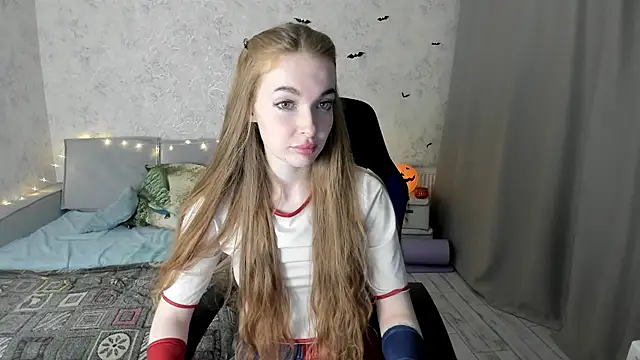 LissaCain online show from 11, 10, 2025