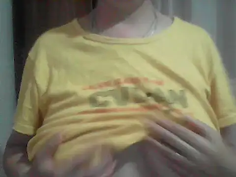 Snapshot of AnaXBerry chatting on 20, 6, 2026 AnaXBerry online show from 20, 6, 2026