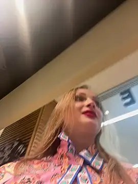 Snapshot of LadyTatiana_Madam chatting on 11, 2, 2025 LadyTatiana Madam online show from 11, 2, 2025