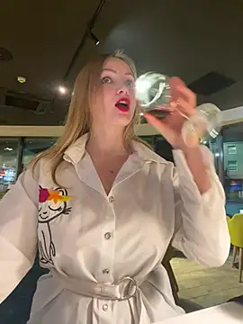 Snapshot of LadyTatiana_Madam chatting on 15, 2, 2025 LadyTatiana Madam online show from 15, 2, 2025