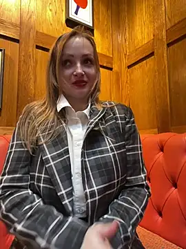 Snapshot of LadyTatiana_Madam chatting on 19, 2, 2025 LadyTatiana Madam online show from 19, 2, 2025