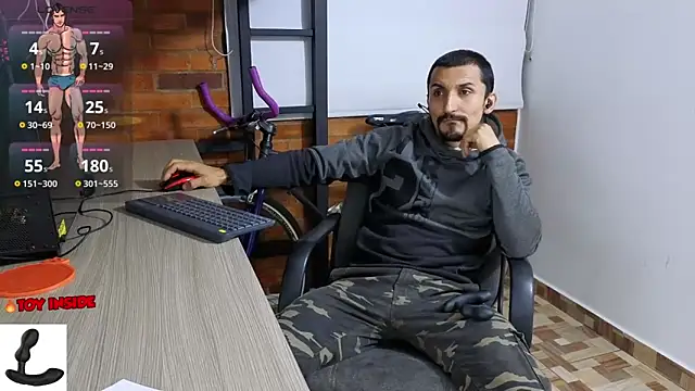 Snapshot of Marck_Muscle chatting on 13, 10, 2025 Marck Muscle online show from 13, 10, 2025