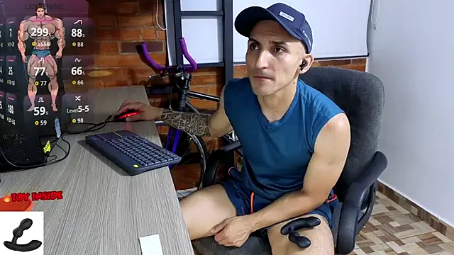 Snapshot of Marck_Muscle chatting on 12, 11, 2025 Marck Muscle online show from 12, 11, 2025