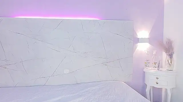 AbrilBrent online show from 28, 10, 2025