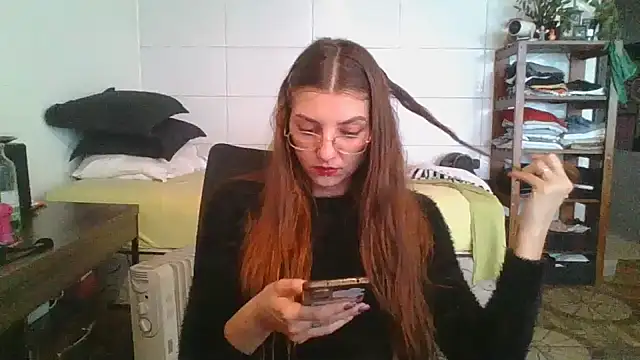 SweetyBabyDemon online show from 28, 9, 2025