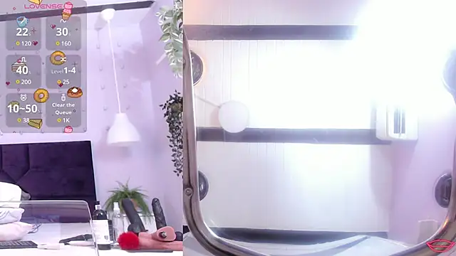 BrianaHazel online show from 12, 2, 2025