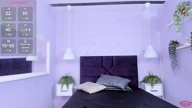 BrianaHazel online show from 12, 9, 2025