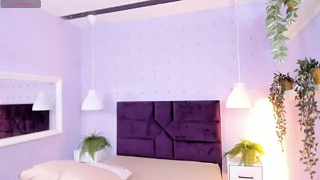 BrianaHazel online show from 12, 10, 2025