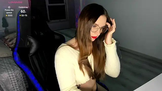 MCfly 11 online show from 9, 2, 2025