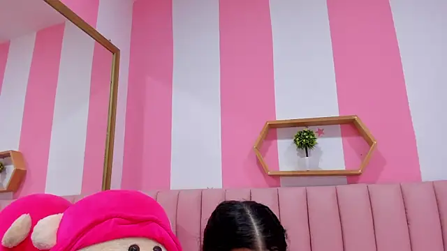 ISABELLA 020 online show from 22, 10, 2025