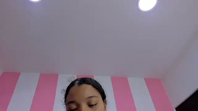 ISABELLA 020 online show from 4, 3, 2026