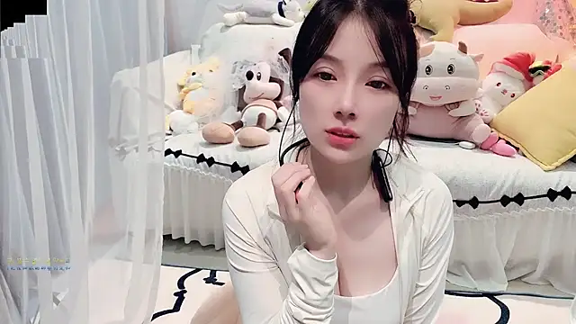 Snapshot of AKiKi711 chatting on 20, 9, 2025 AKiKi711 online show from 20, 9, 2025