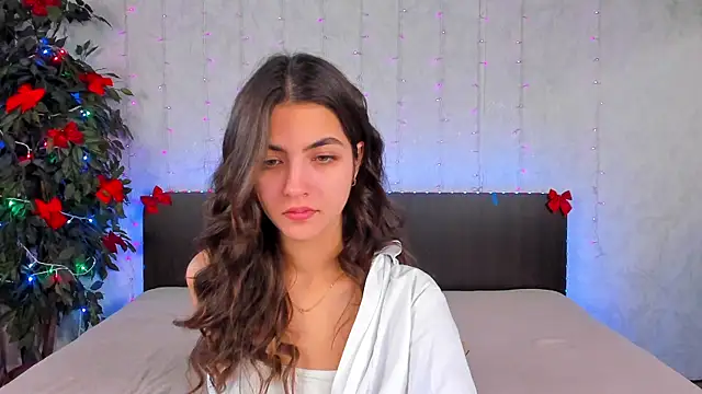 Milana Crystal  online show from 19, 1, 2025