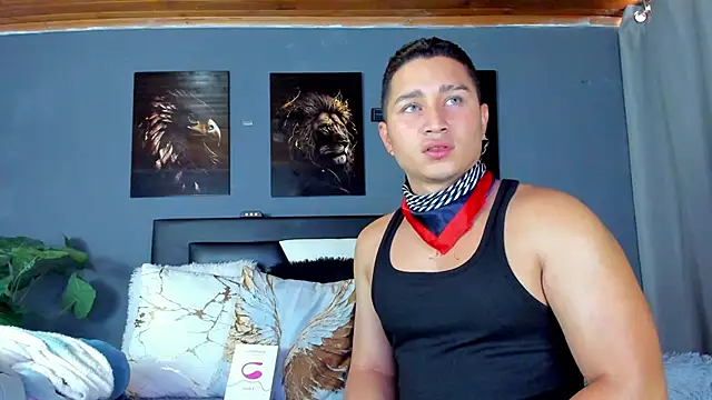 Snapshot of francesco_evan chatting on 1, 10, 2025 francesco evan online show from 1, 10, 2025