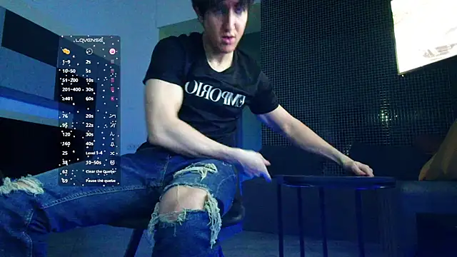 Snapshot of ChristianLevine_ chatting on 6, 5, 2026 ChristianLevine online show from 6, 5, 2026