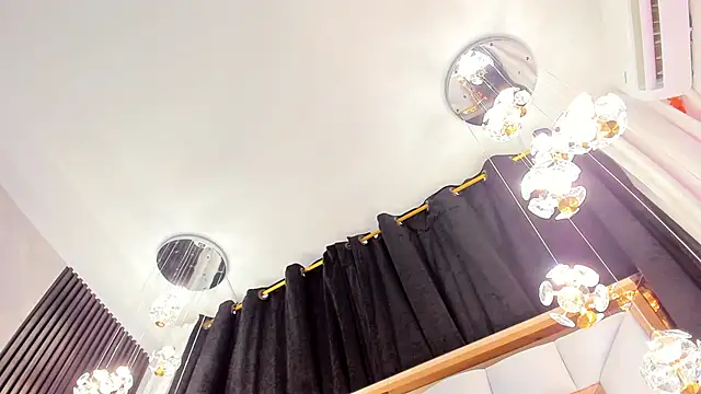 SarayRoyse online show from 21, 3, 2025