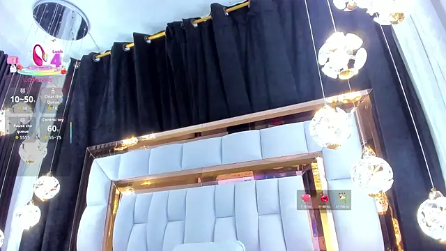 SarayRoyse online show from 15, 11, 2025